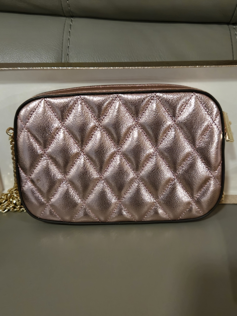 Kate Spade Glimmer Quilted Metallic Boxed Crossbody Set - Mitten Pink NWT - Picture 5 of 13